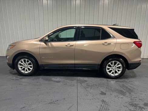 Used 2019 Chevrolet Equinox LT image 18