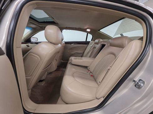 Used 2008 Buick Lucerne CXL w/ Driver Confidence Package FWD image 9