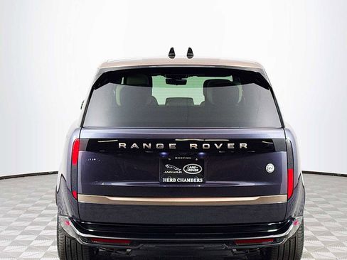 New 2025 Land Rover Range Rover SV image 6