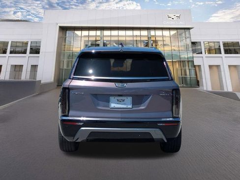 New 2026 Cadillac Vistiq Luxury w/ LPO, Floor Liner Package AWD/4WD image 4