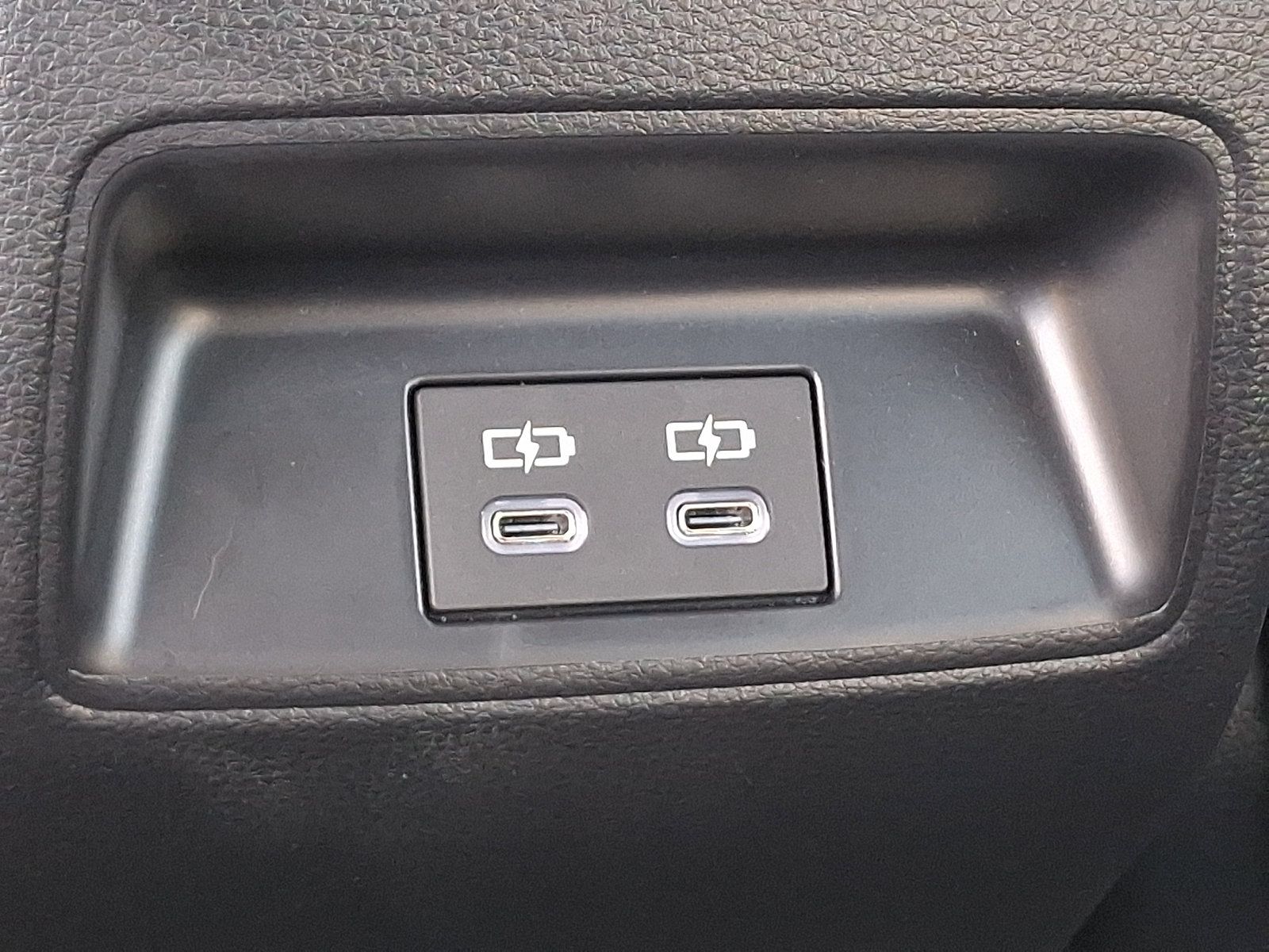 Certified 2026 Toyota Corolla SE w/ SE Package FWD image 11