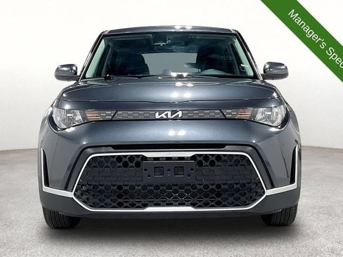 Used 2025 Kia Soul LX w/ LX Technology Package FWD image 4