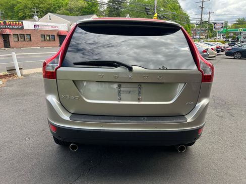 Used 2013 Volvo XC60 3.2 AWD/4WD image 4