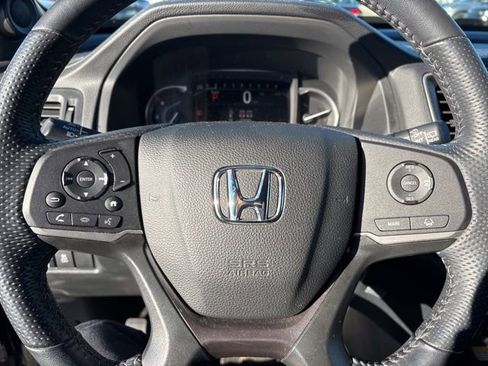Used 2023 Honda Passport EX-L image 11