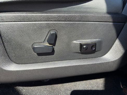 Used 2015 RAM 1500 Big Horn AWD/4WD image 13
