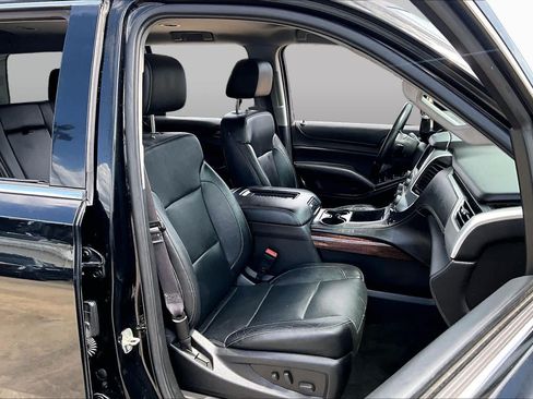 Used 2016 GMC Yukon SLT RWD image 9