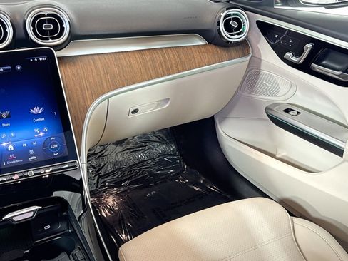 Used 2023 Mercedes-Benz C 300 Sedan image 21