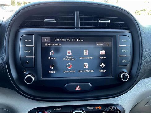 Used 2025 Kia Soul LX FWD image 23