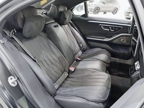 Used 2024 Mercedes-Benz S 63 AMG S image 37