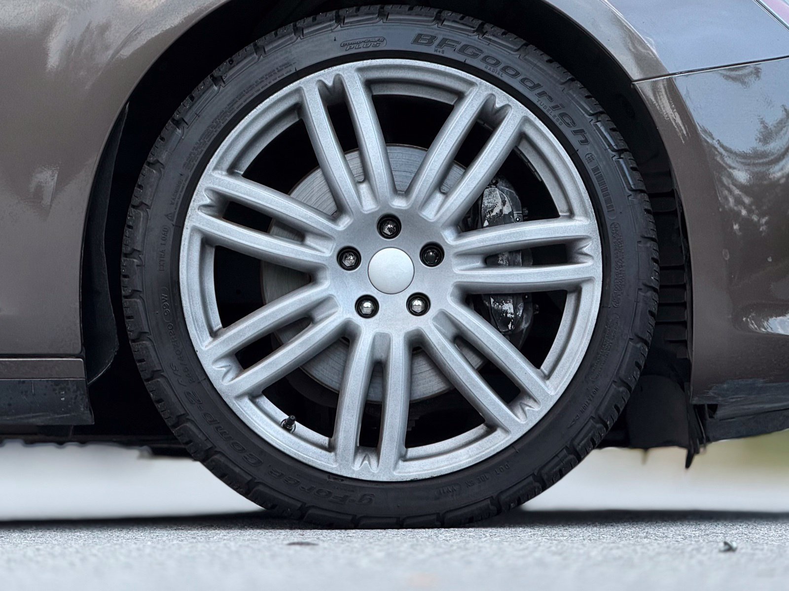 Used 2016 Maserati Ghibli RWD image 21