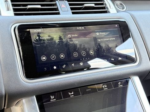 Used 2020 Land Rover Range Rover Sport HSE image 13