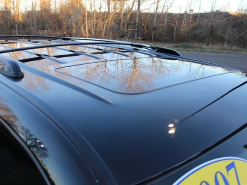 Used 2007 GMC Yukon Denali image 20