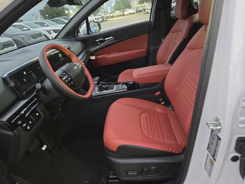 New 2026 Kia Sportage SX image 4