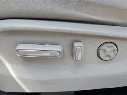 Used 2023 Honda Odyssey Elite image 18