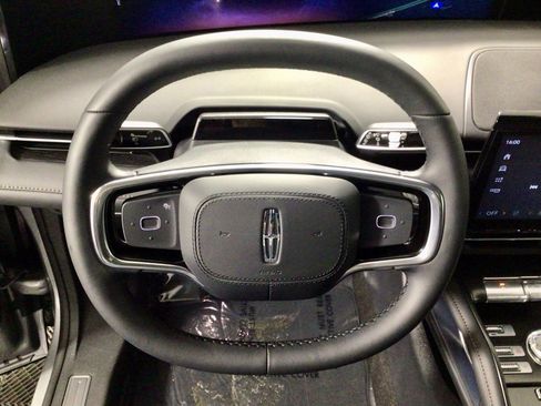 New 2026 Lincoln Nautilus Reserve w/ Jet Appearance Package image 23