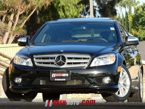 Used 2009 Mercedes-Benz C 300 Sedan image 4
