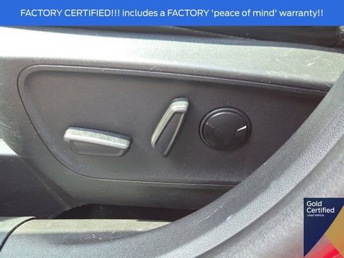 Used 2025 Ford Escape ST-Line Select AWD/4WD image 28