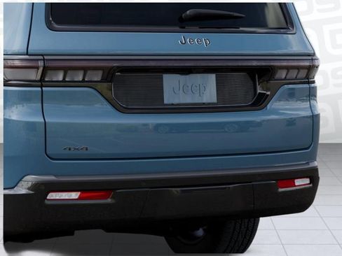 New 2026 Jeep Grand Wagoneer Limited image 13