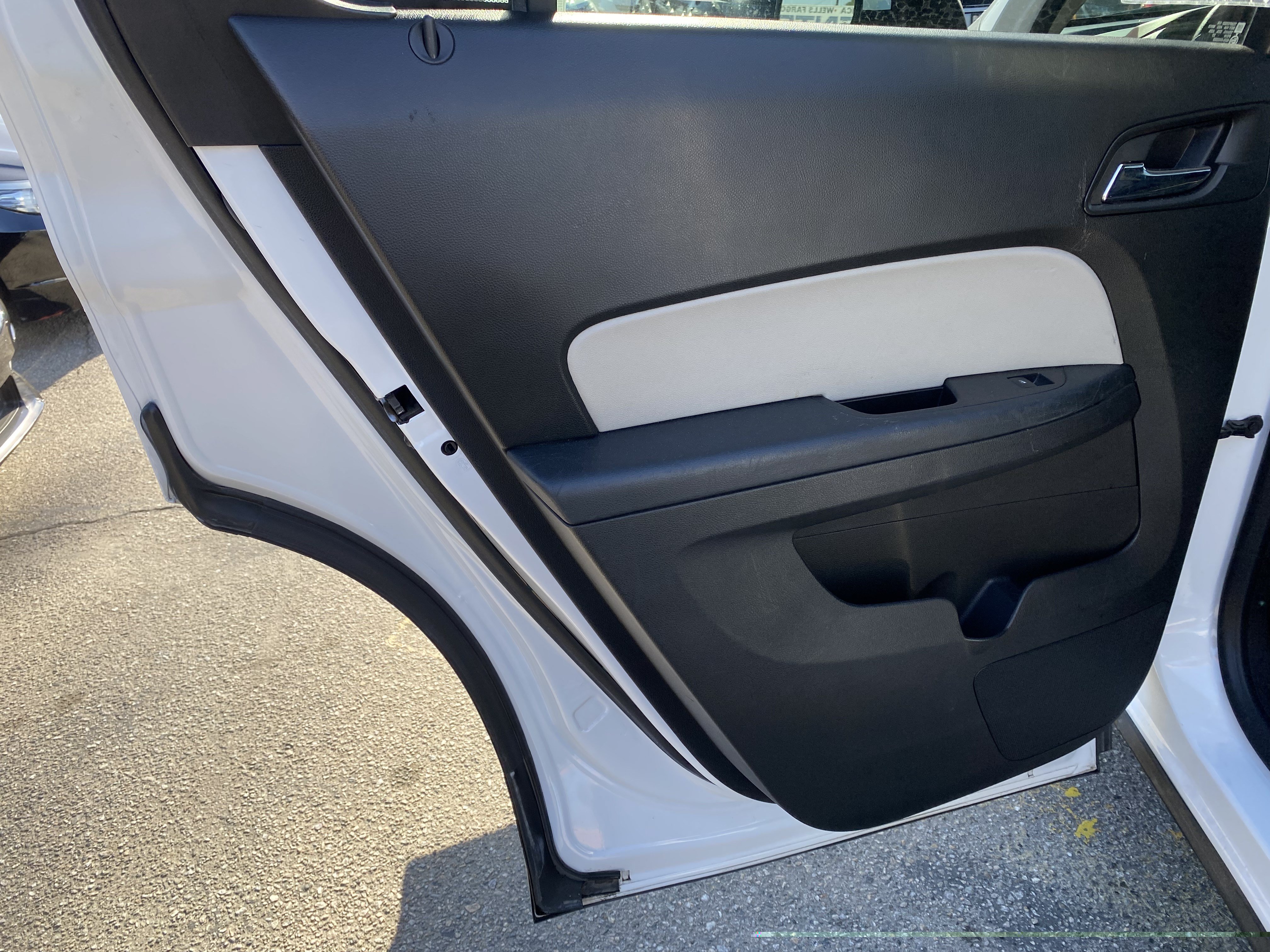 Used 2016 Chevrolet Equinox LT AWD/4WD image 17
