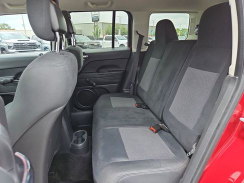 Used 2013 Jeep Patriot Sport w/ Tire & Wheel Group AWD/4WD image 22