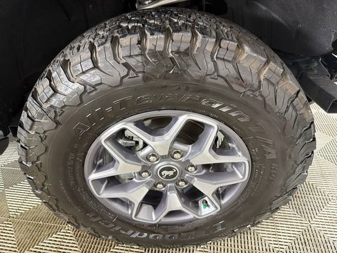 Used 2024 Ford Bronco Badlands AWD/4WD image 13