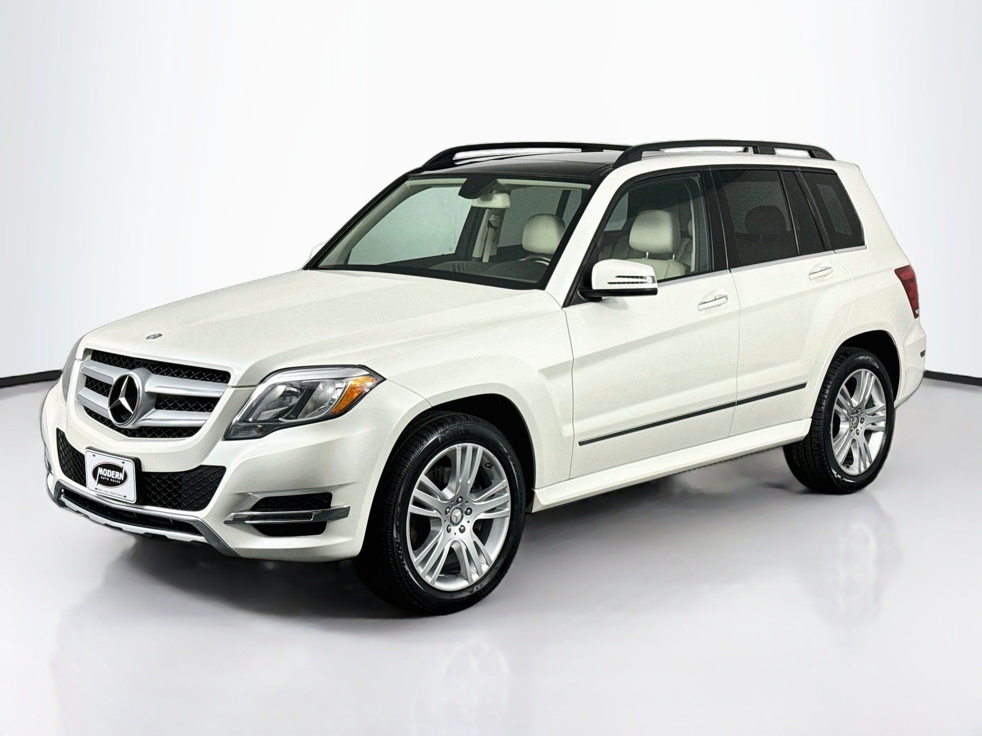 Used 2014 Mercedes-Benz GLK 250 BlueTEC 4MATIC image 10