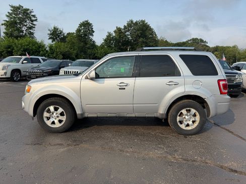 Used 2012 Ford Escape Limited FWD image 2