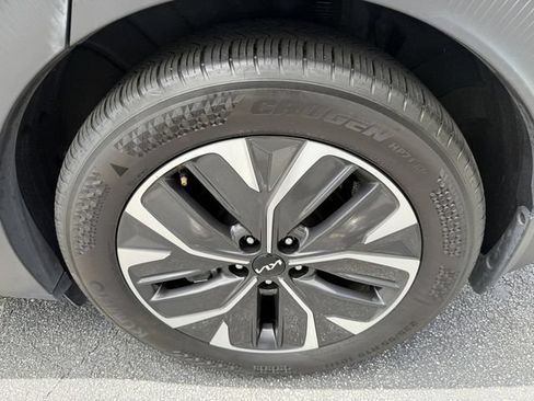 Certified 2024 Kia EV6 Light RWD image 43