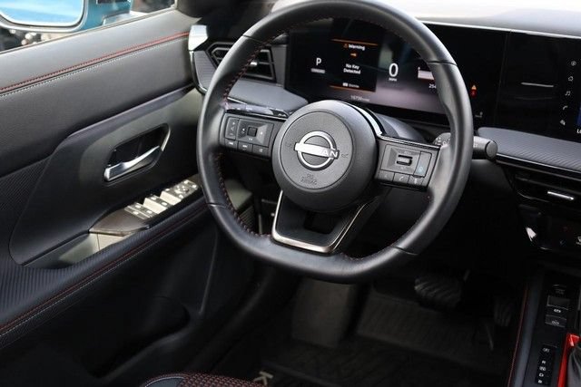 Certified 2025 Nissan Kicks SR AWD/4WD image 24