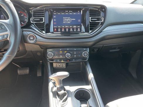 Used 2024 Dodge Durango SXT w/ SXT Blacktop Group AWD/4WD image 18