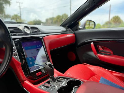 Used 2013 Maserati GranTurismo Convertible RWD image 16