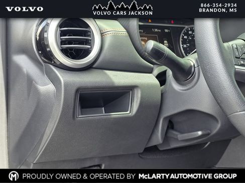 Used 2024 Nissan Versa SR w/ Trunk Package FWD image 18