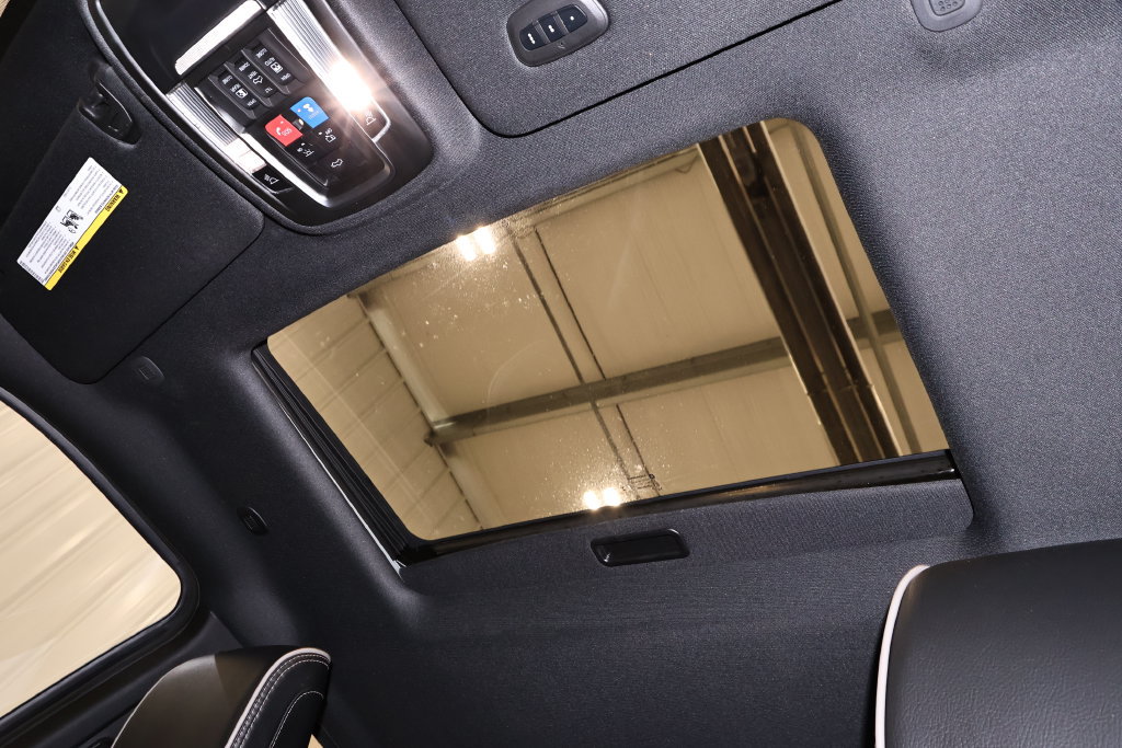 Used 2023 RAM 3500 Laramie w/ Night Edition AWD/4WD image 35