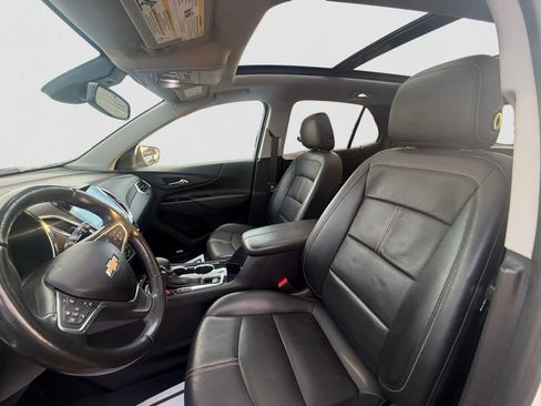 Used 2022 Chevrolet Equinox Premier image 9