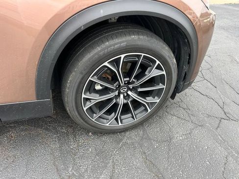 Certified 2025 MAZDA CX-70 Plug-In Hybrid w/ Premium Pkg image 27