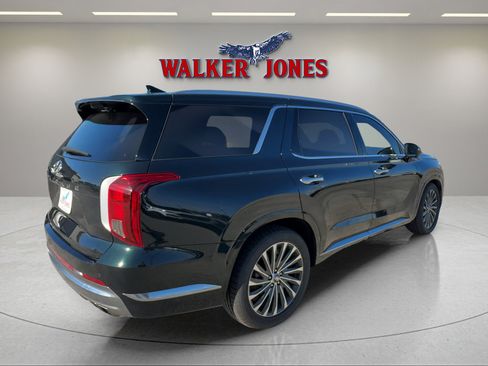 Used 2024 Hyundai Palisade Calligraphy image 4
