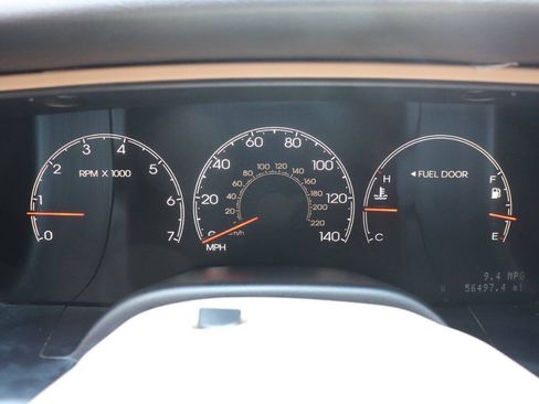 Used 2006 Lincoln Navigator Luxury RWD image 21