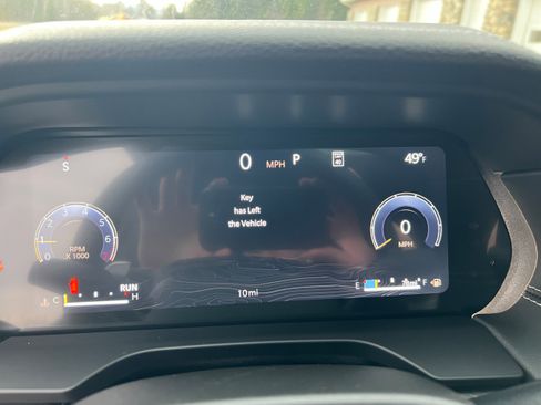 New 2026 Jeep Grand Cherokee Altitude image 14