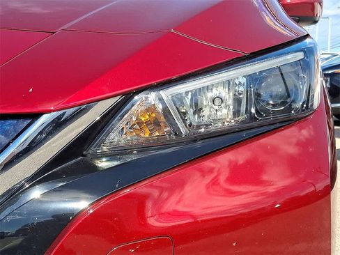 Used 2022 Nissan Leaf SV image 9