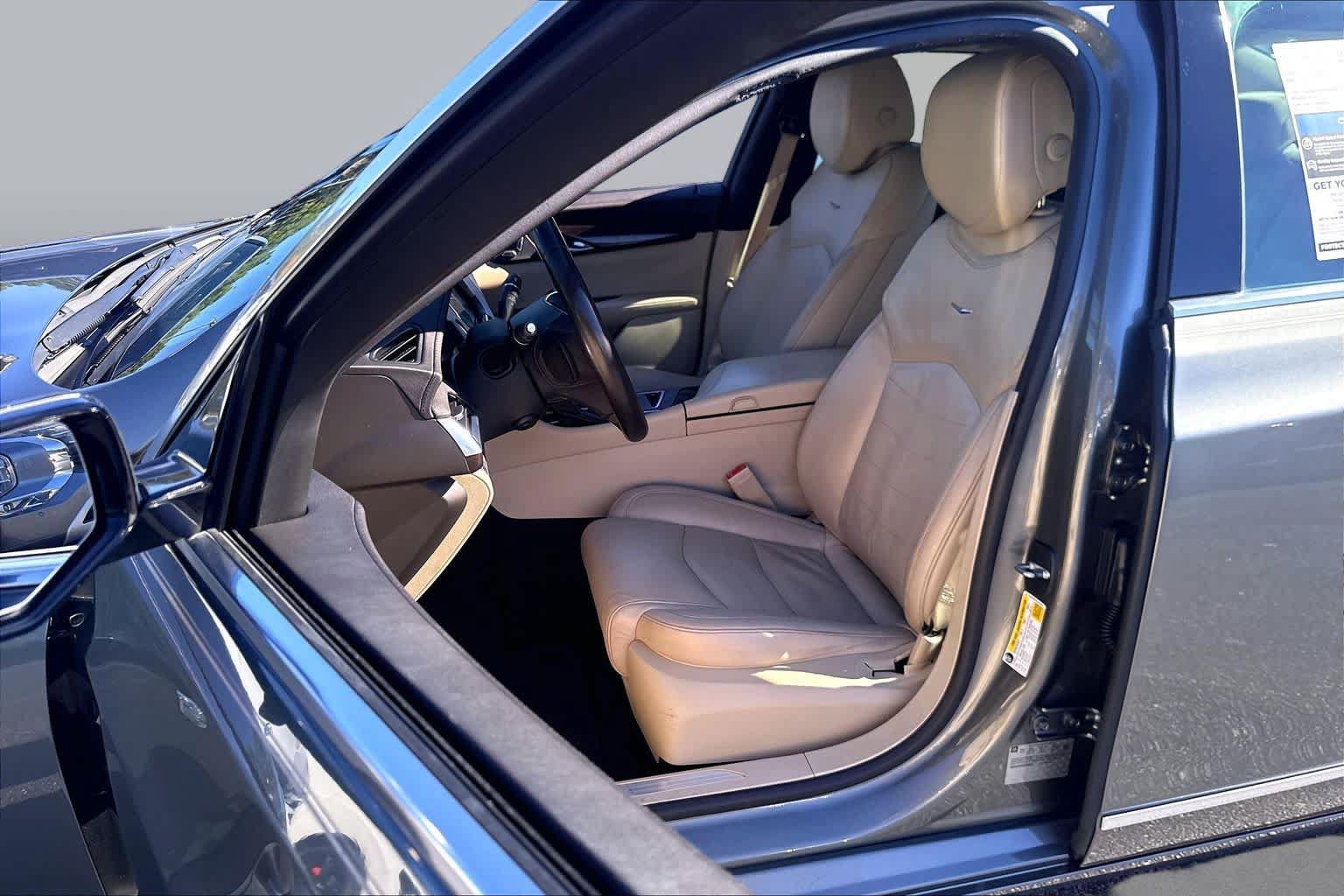 Used 2017 Cadillac CT6 2.0T RWD image 8