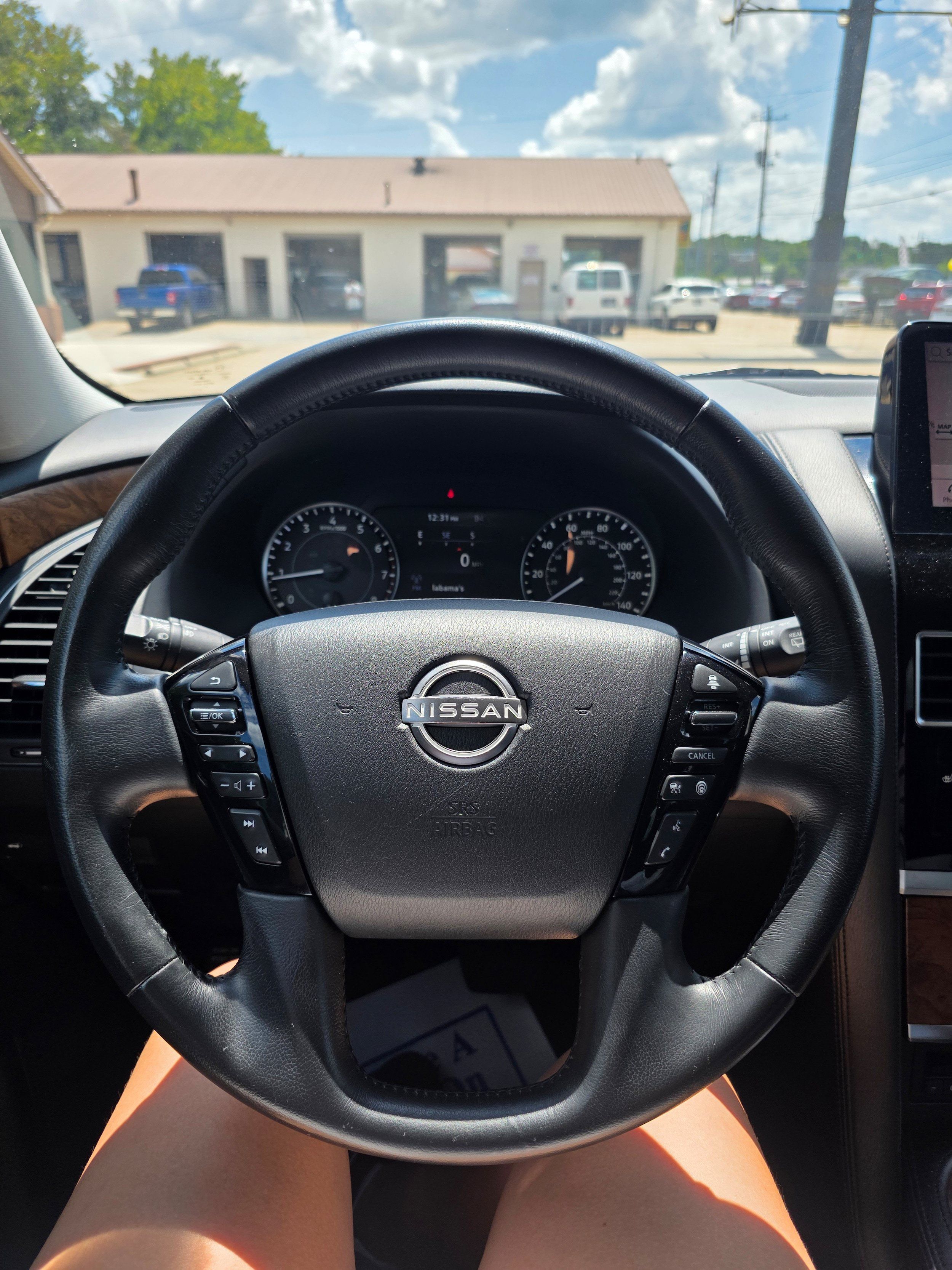 Used 2022 Nissan Armada SL RWD image 9