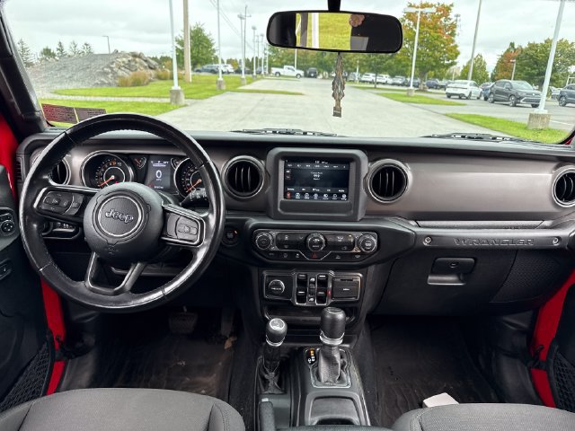 Used 2022 Jeep Wrangler Unlimited Sport AWD/4WD image 19