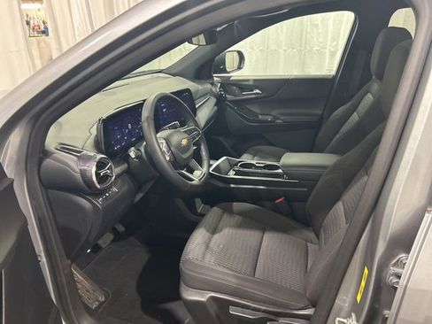 Certified 2025 Chevrolet Equinox LT AWD/4WD image 11