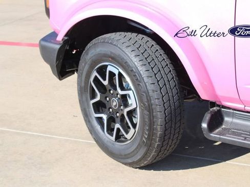 New 2025 Ford Bronco Outer Banks image 5