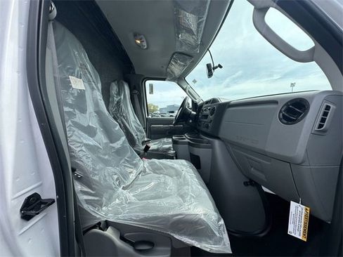 New 2024 Ford E-450 and Econoline 450 Super Duty w/ Power Windows & Locks Group image 48