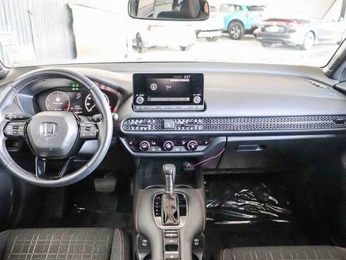 Certified 2025 Honda HR-V Sport image 14