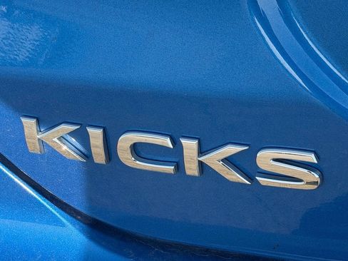 Certified 2024 Nissan Kicks SV FWD image 11