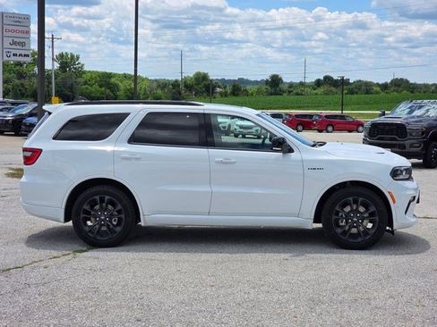 Certified 2023 Dodge Durango R/T AWD/4WD image 9