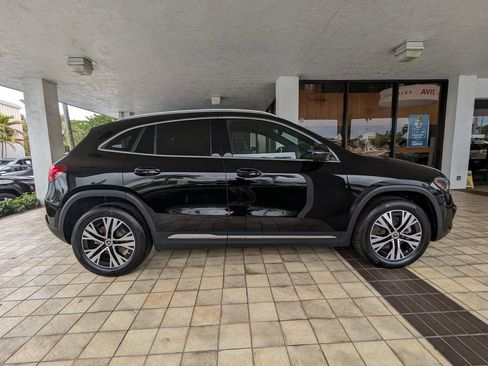 Used 2025 Mercedes-Benz GLA 250 image 4