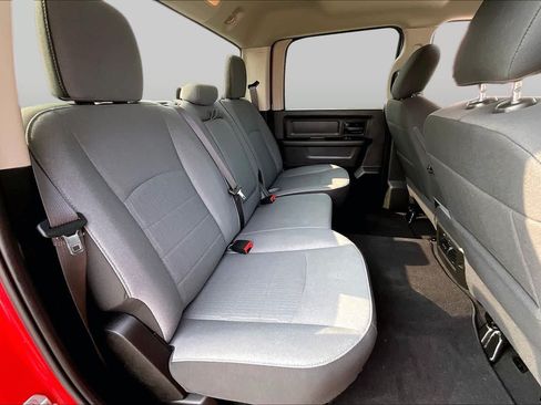 Used 2022 RAM 1500 Tradesman w/ Tradesman SXT Package RWD image 18